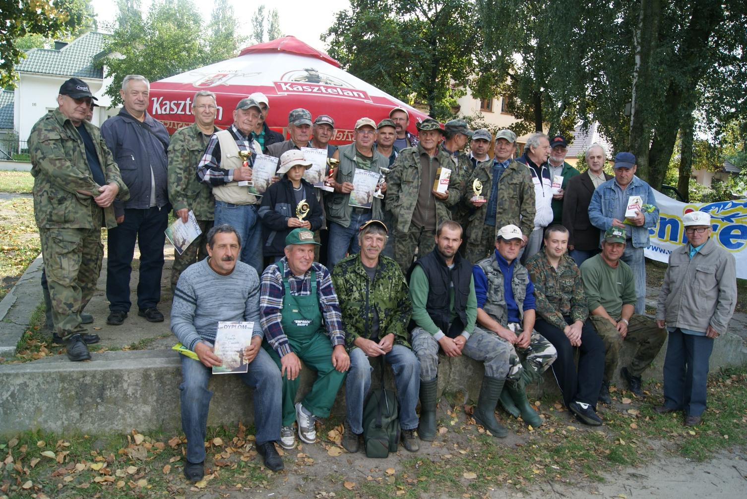 II Druynowe Spawikowe Zawody Wdkarskie o Puchar Burmistrza Miasta Sierpc. Wsplne zdjcie uczestnikw zawodw, 25.09.2011 r.