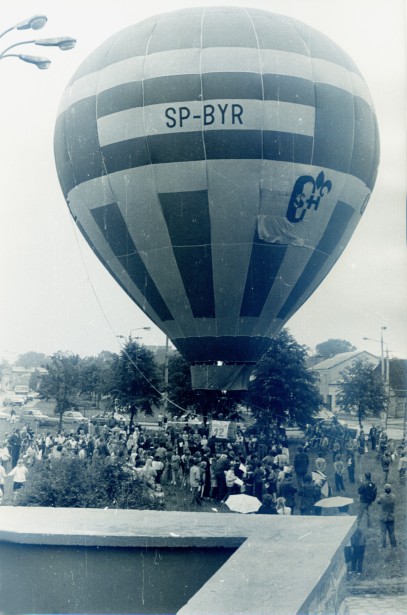 Wybory do sejmu w 1989 roku. Aby zachci spoeczestwo chwytano si rnych sposobw...