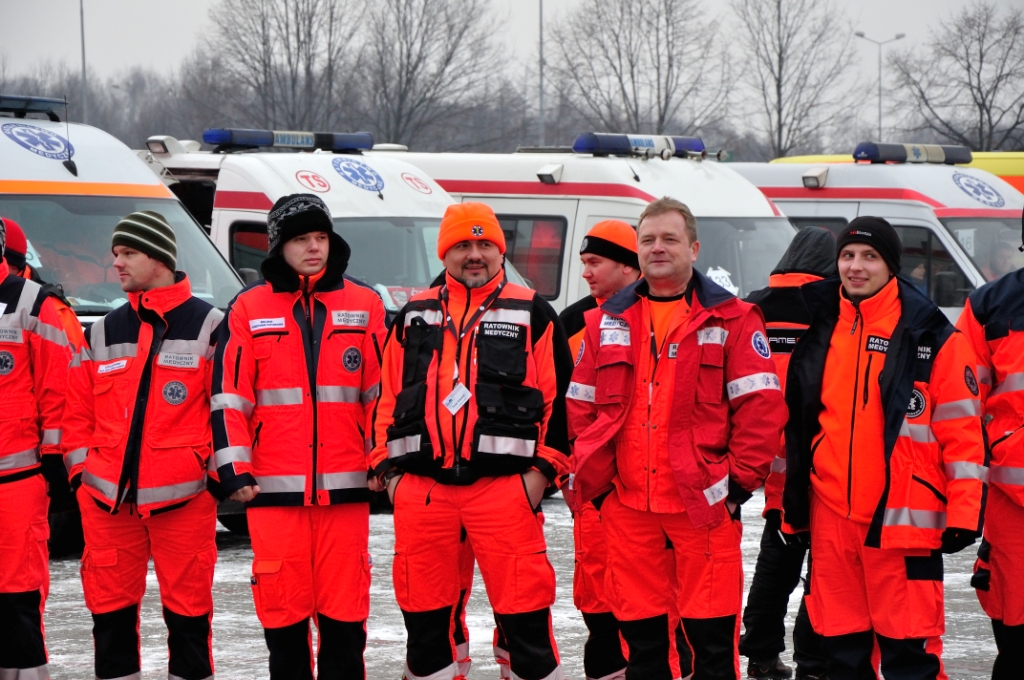 Zbirka ratownikw przed parad